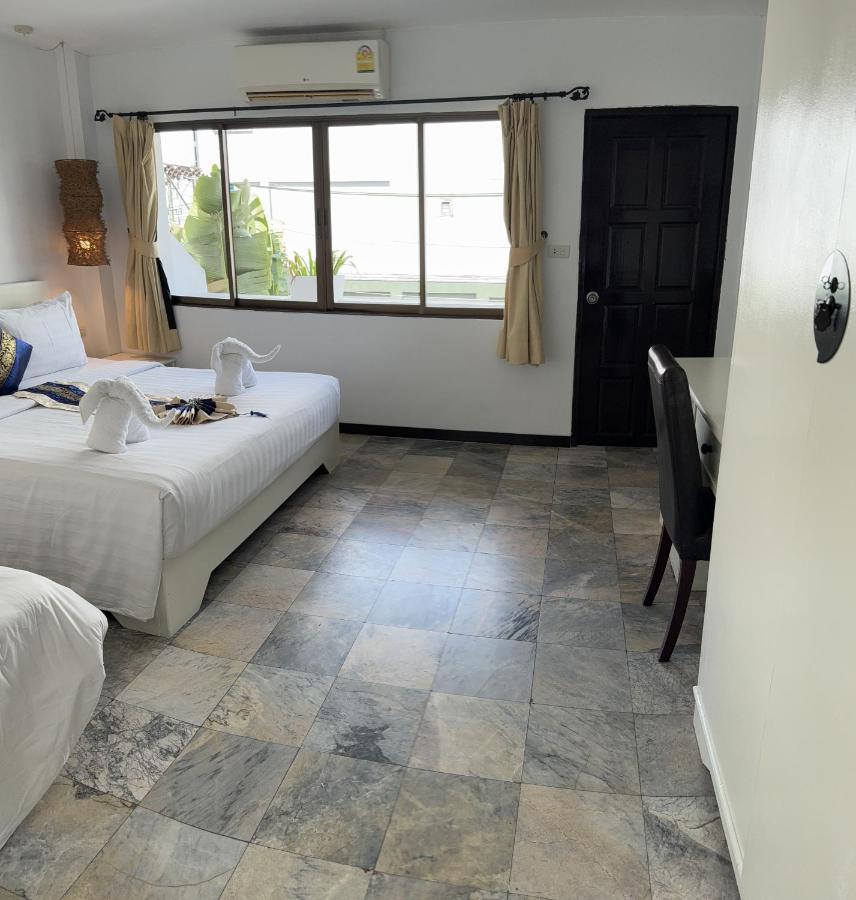 Istanbul Boutique Khách sạn Patong